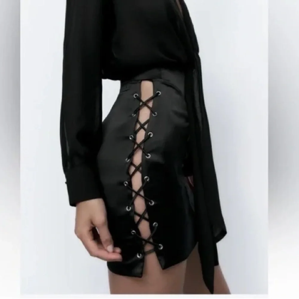 Black satin lace up mini skirt - Picture 1 of 10